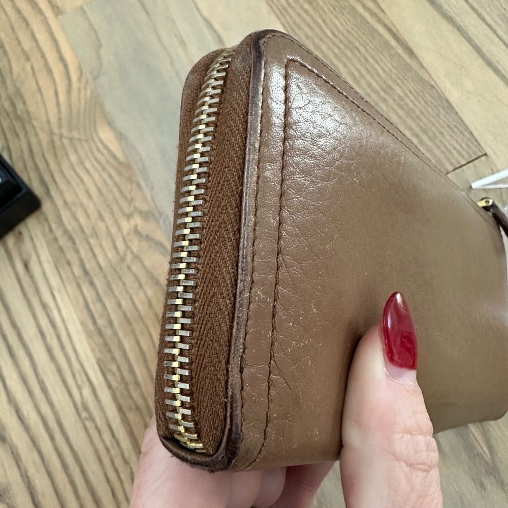 Prada Tan Leather Zip Wallet With Box and COA - Picture 7 of 12